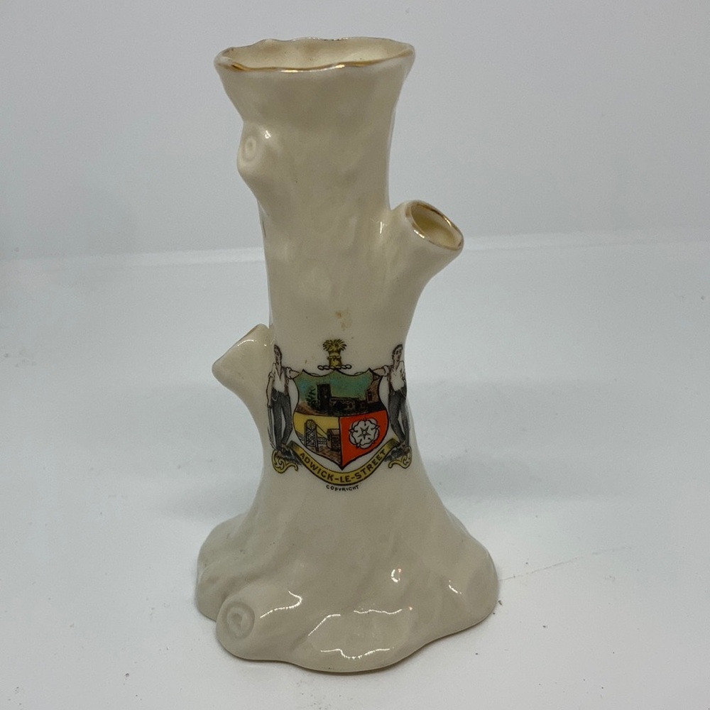 Carlton China W&R Stoke on Trent vase